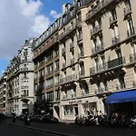 Apartment In Front Of Centre Georges Pompidou